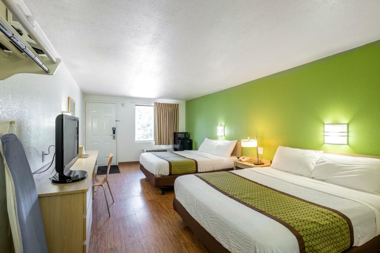 American Inn Карлайл Экстерьер фото